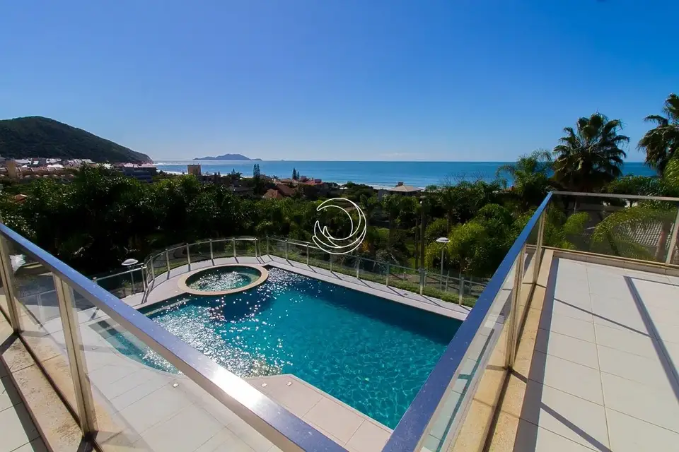 Casa em Praia Brava com 6 dormitórios, 1097 m² — foto 1
